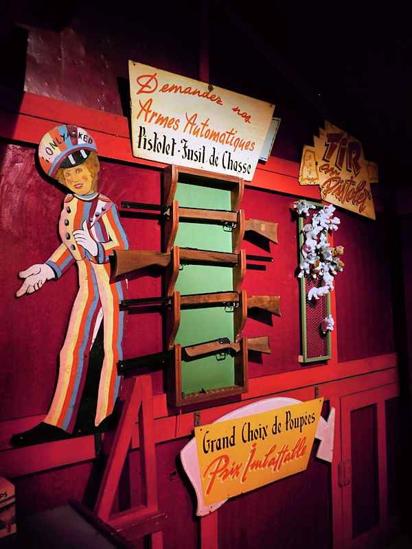 Stand de tirs du musée des arts forains