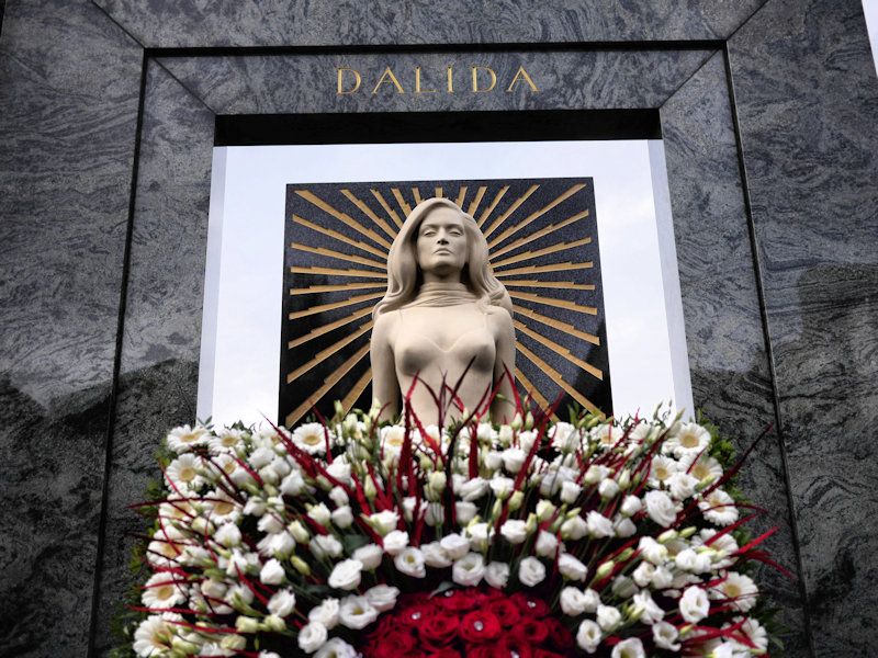 Tombe de Dalida