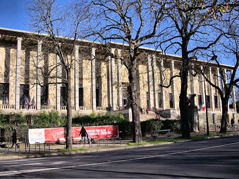 Palais porte dorée