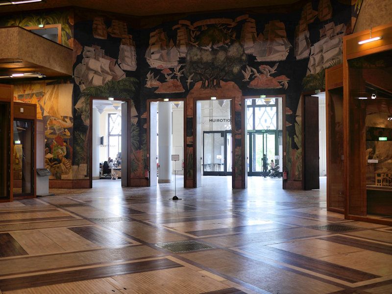 Palais porte dorée le forum